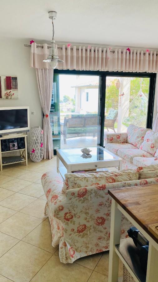 Detached Villa With Sea View Hanioti Exterior photo